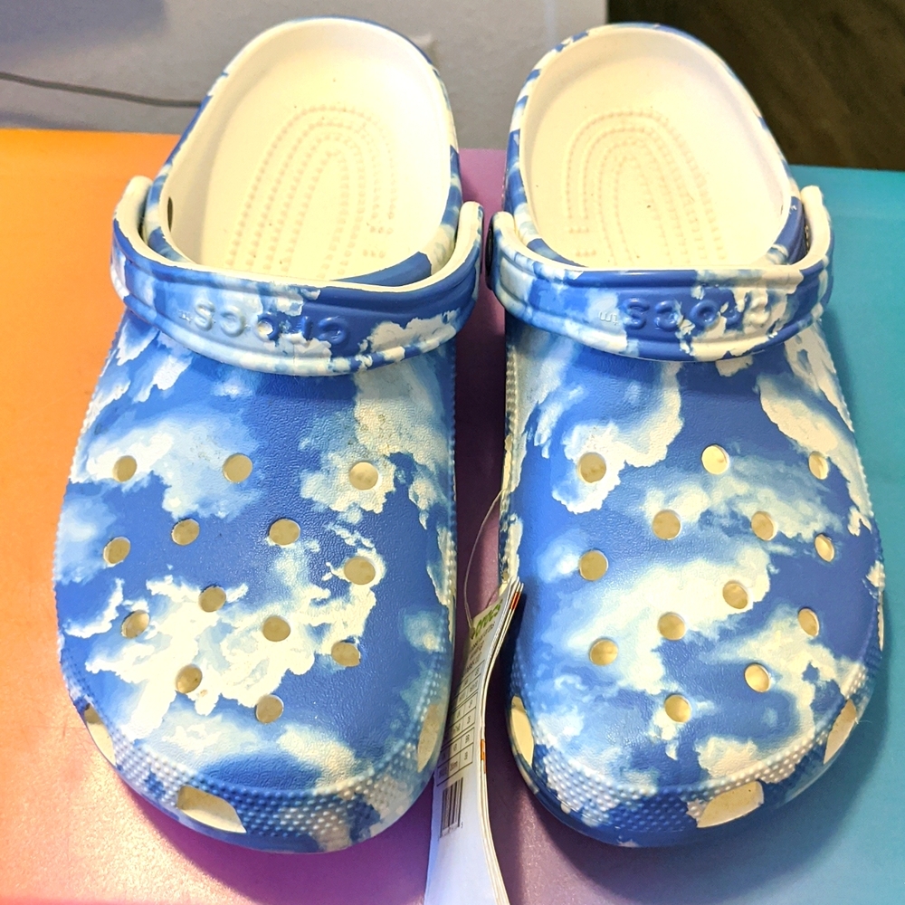 Cloud crocs